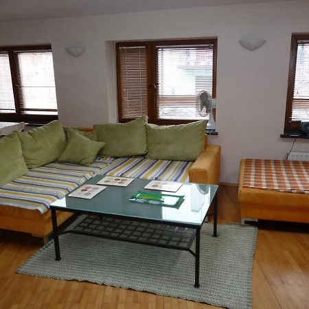 Апартаменты Apartament Na Kazimierzu Краков Экстерьер фото