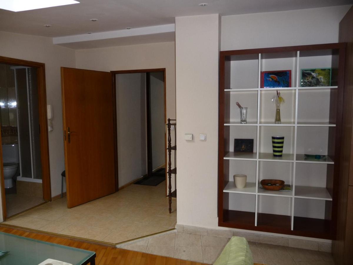 Апартаменты Apartament Na Kazimierzu Краков Экстерьер фото